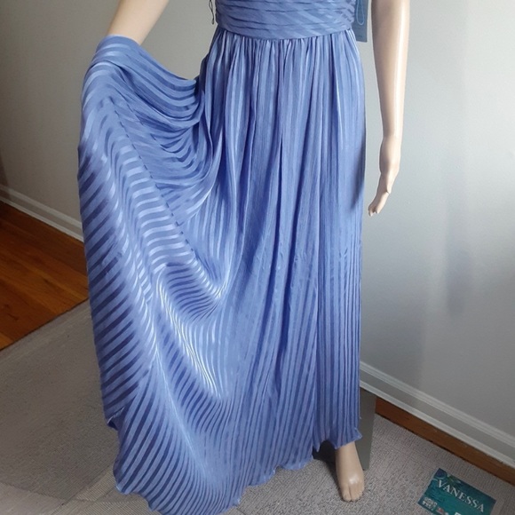 🌻2X HP🌻BCBGMAXAZRIA Violet Strapless Silk Floor Length Evening Dress, Size: 0 - Picture 3 of 14